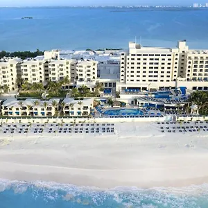 Resort Occidental Tucancún -