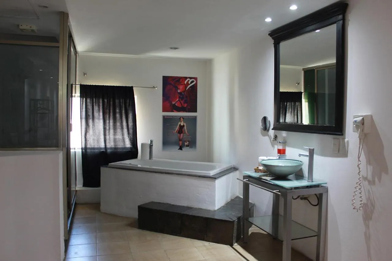 Hotel Essenzia De Cancun